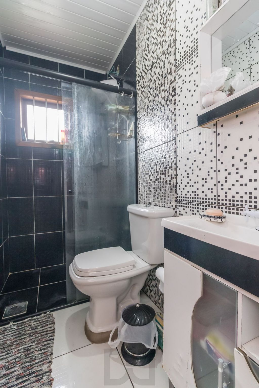 Casa de 6 dormitórios à venda Bairro Vila Nova - Porto Alegre — foto 16