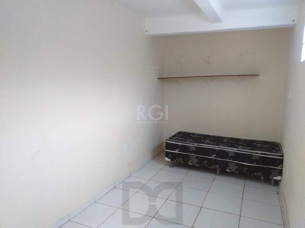 Casa para Venda - 200m², 6 dormitórios, 4 vagas - Tristeza — foto 31