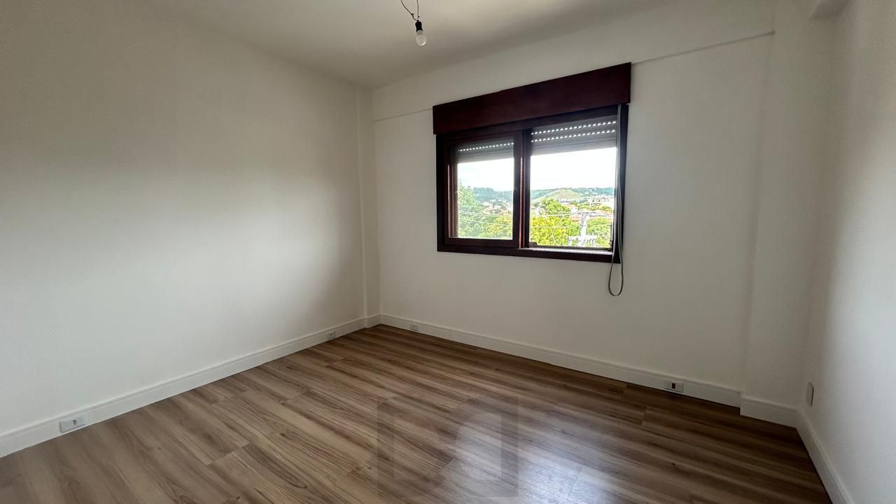 Apartamento 1 dormitórios no bairro Medianeira em Porto Alegre para Vender — foto 8