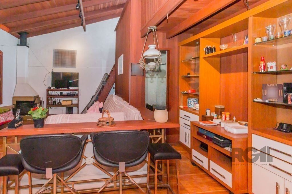 Casa de 2 dormitórios, no bairro Bom Jesus — foto 5