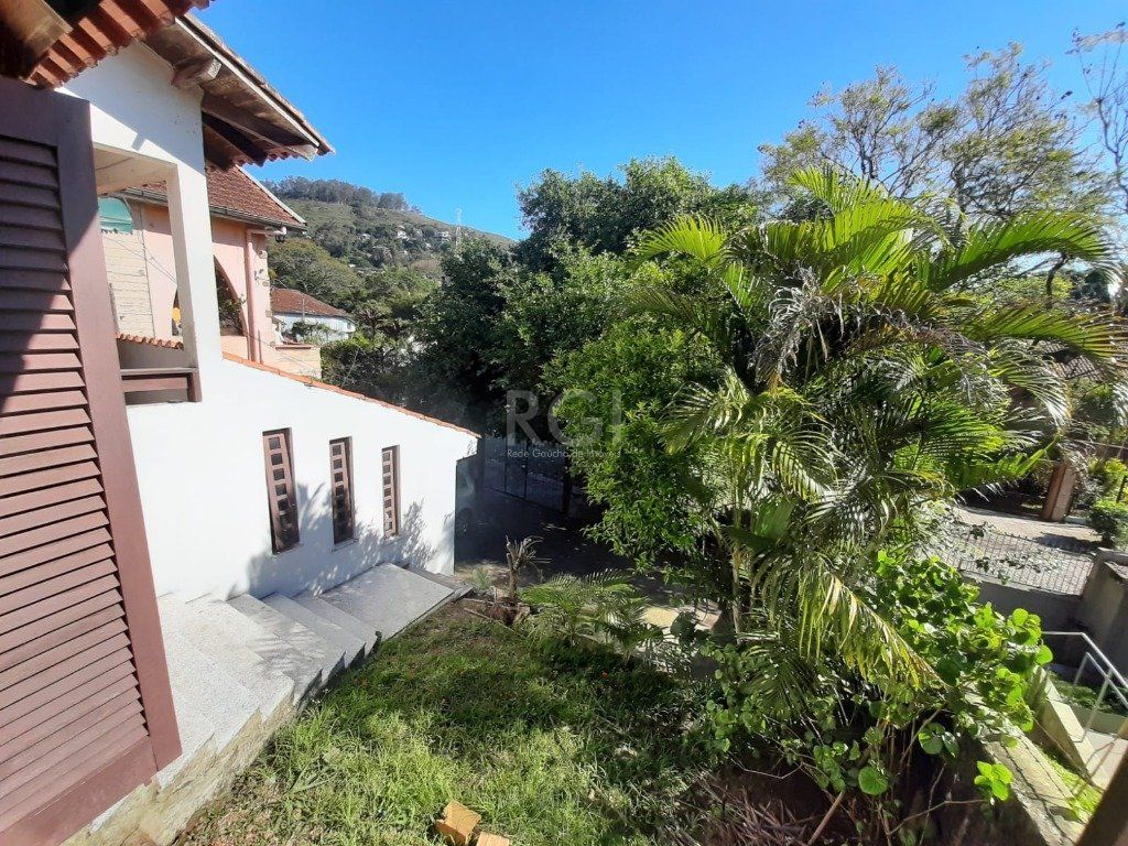 Casa para Venda - 122m², 5 dormitórios, sendo 2 suites, 2 vagas - Teresópolis — foto 5