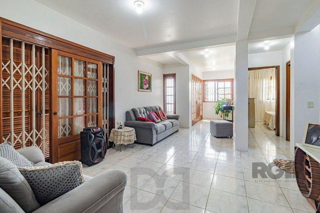 Casa com 267m², 3 dormitórios, 1 vaga no bairro Tristeza — foto 6