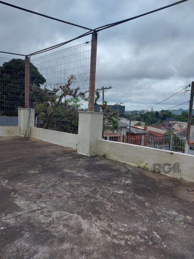 Casa 3 Dormitório(s) Bairro Teresópolis — foto 2