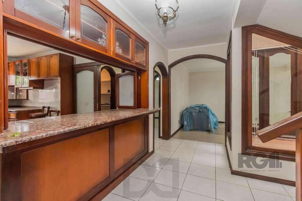 Casa com 287m², 5 dormitórios, piscina, 4 vagas no bairro Jardim Itu — foto 31