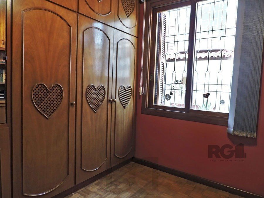 Casa 4 Dormitórios Bairro Gloria — foto 21