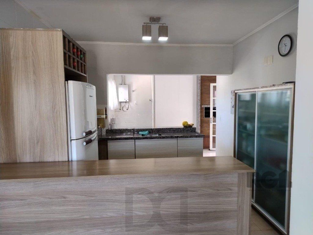 Casa de 3 dormitórios no bairro Mário Quintana — foto 4