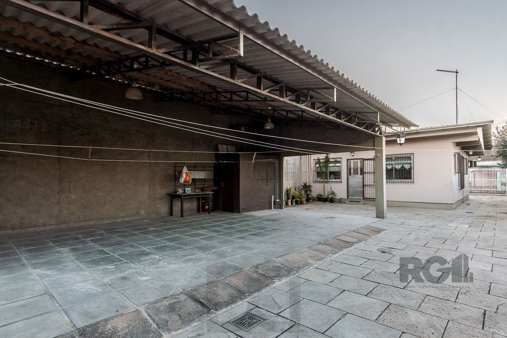 Casa de 4 dormitórios no bairro Santa Rosa de Lima — foto 2