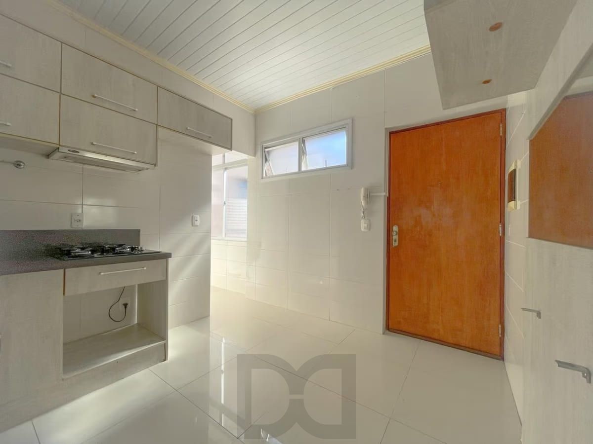 Apartamento de 3 dormitorios à venda em São Sebastião, Porto Alegre. — foto 2