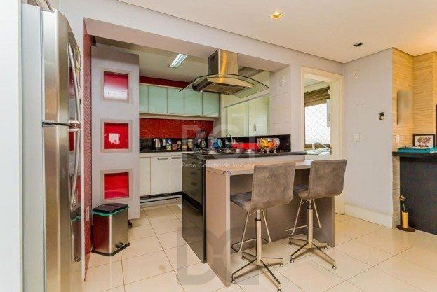 Excelente apartamento de 03 dormitórios com 4 vagas de garagem. — foto 6