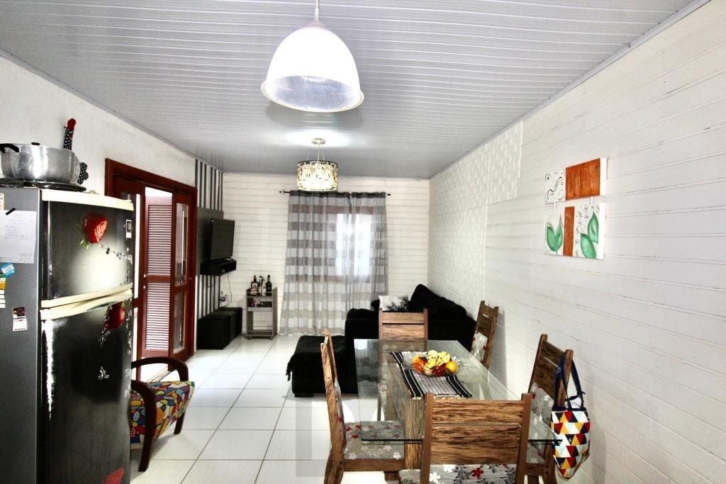 Casa para Venda - 90m², 5 dormitórios, sendo 1 suites, 5 vagas - Teresópolis — foto 3