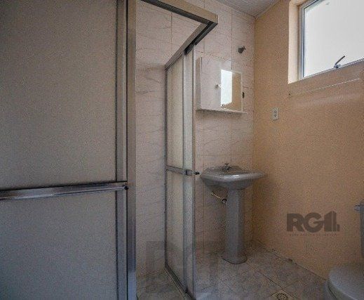 apartamento amplo e bem localizado de 2 dormitórios+dependência — foto 19