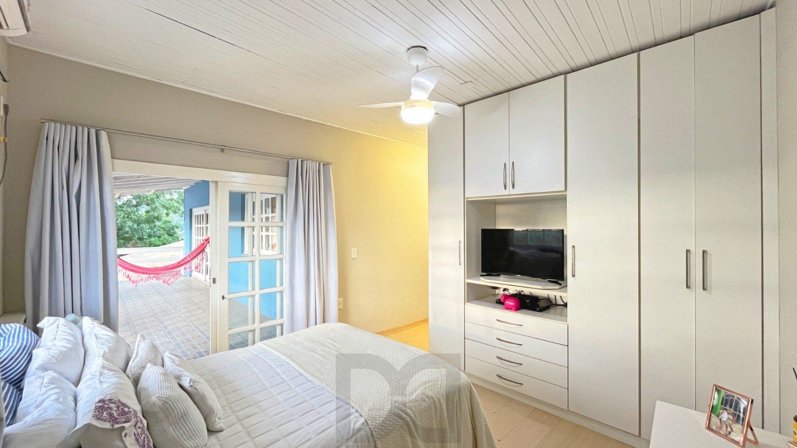 Casa de 5 dormitorios, á venda no bairro Vila Nova, Porto Alegre — foto 19