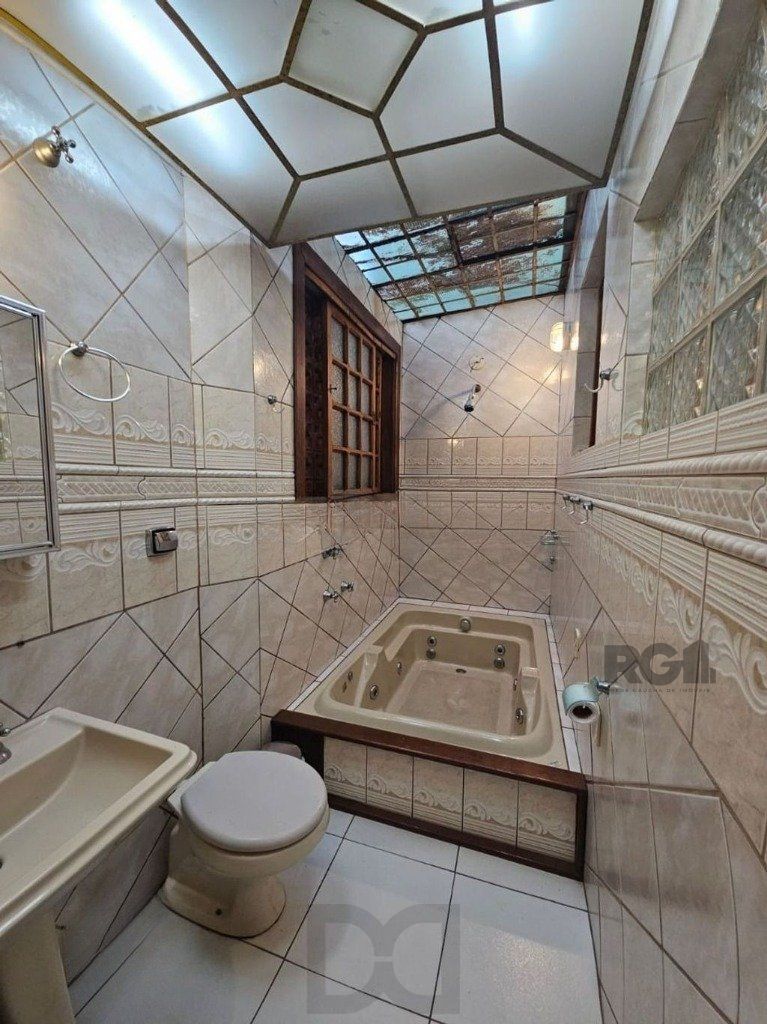 casa de 5 dormitórios no bairro Glória — foto 15