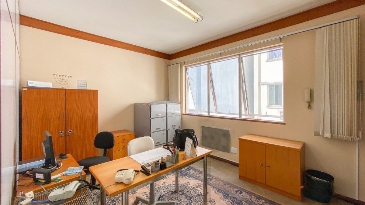 Sala/Conjunto à venda em Bairro Santa Cecília, Porto Alegre. — foto 6