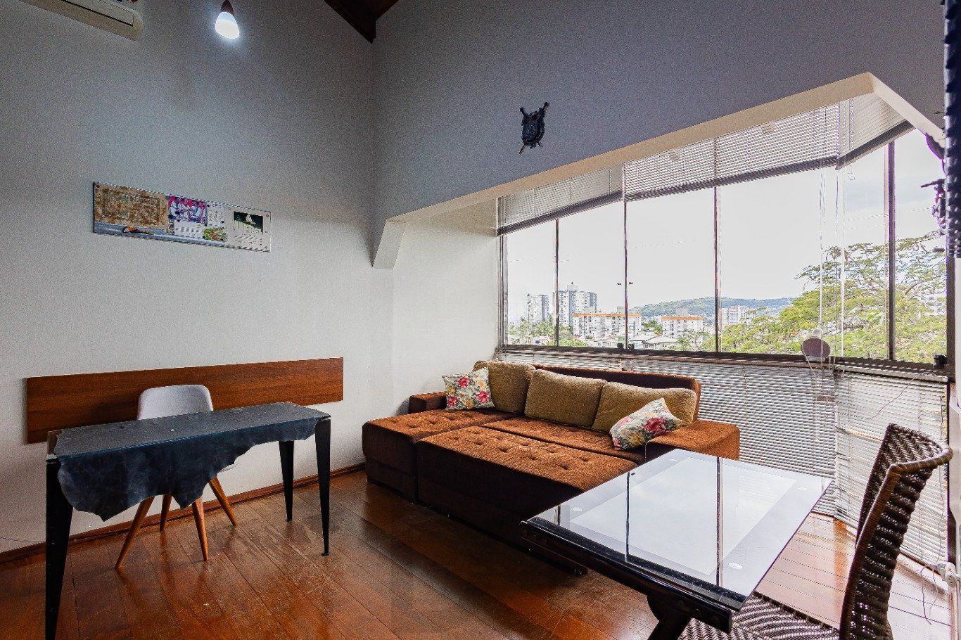 Casa de 4 dormitórios e 208m² à venda no Bairro Jardim Botânico, Porto Alegre. — foto 23