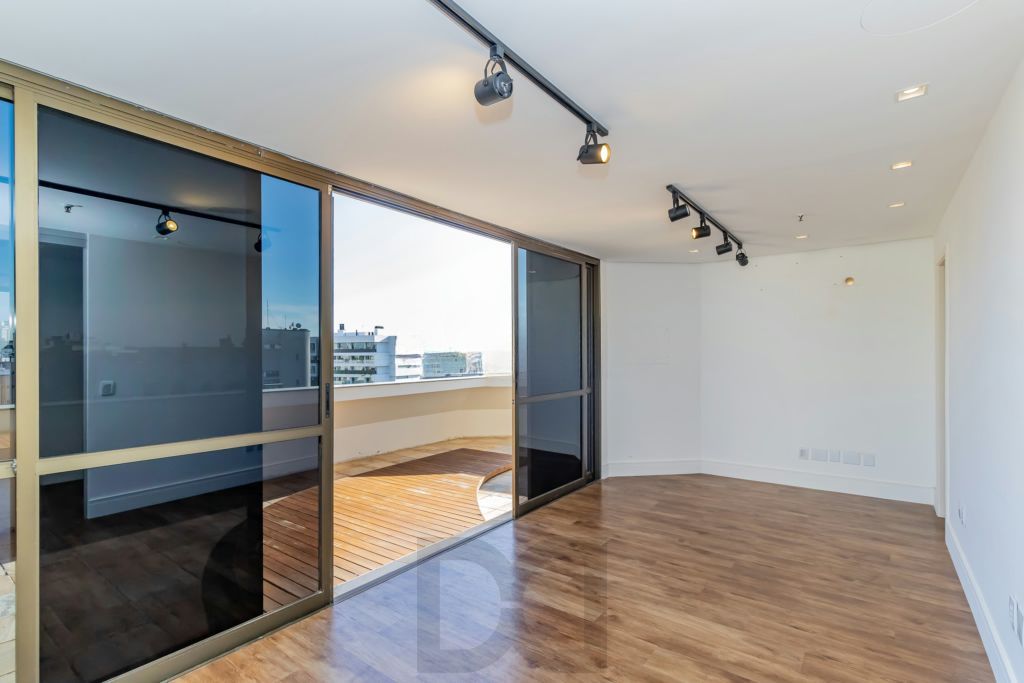 Sala / Conjunto Comercial à venda no Bairro Moinhos de Vento - Porto Alegre — foto 11