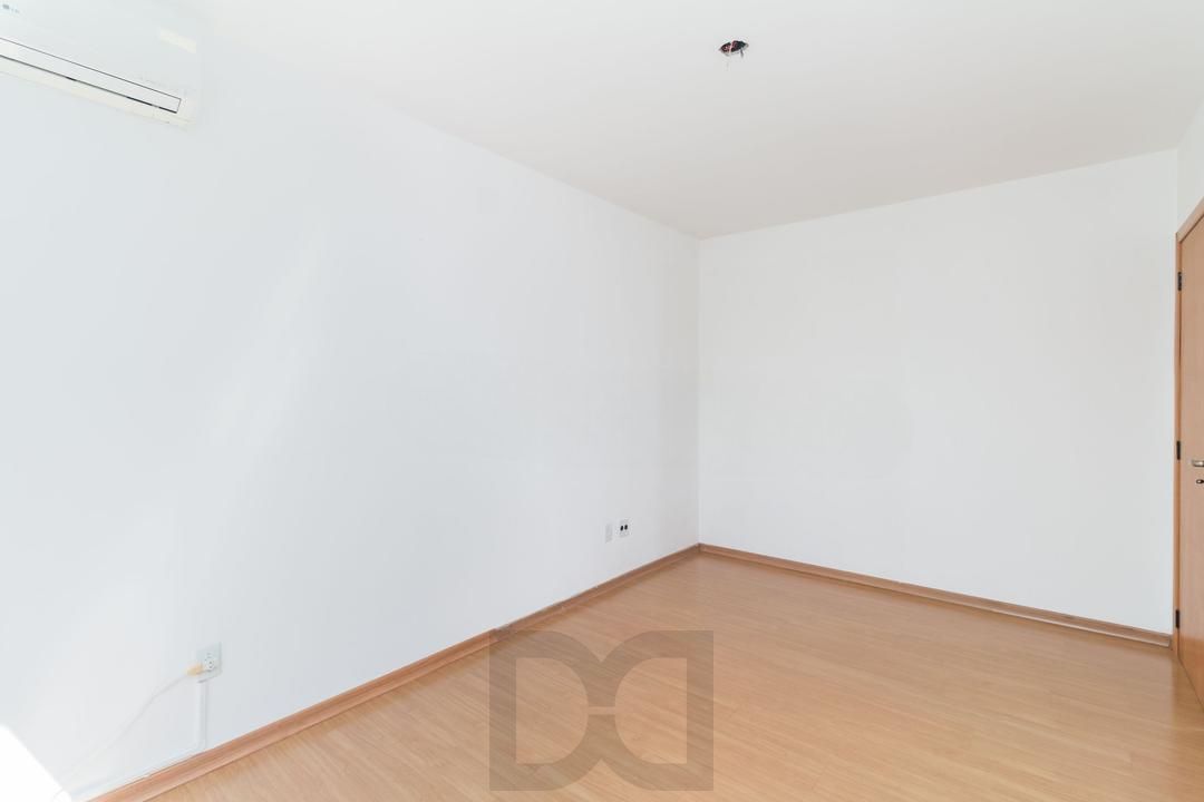 Apartamento de 2 dormitorios à venda no Bairro Vila Jardim - Porto Alegre — foto 11