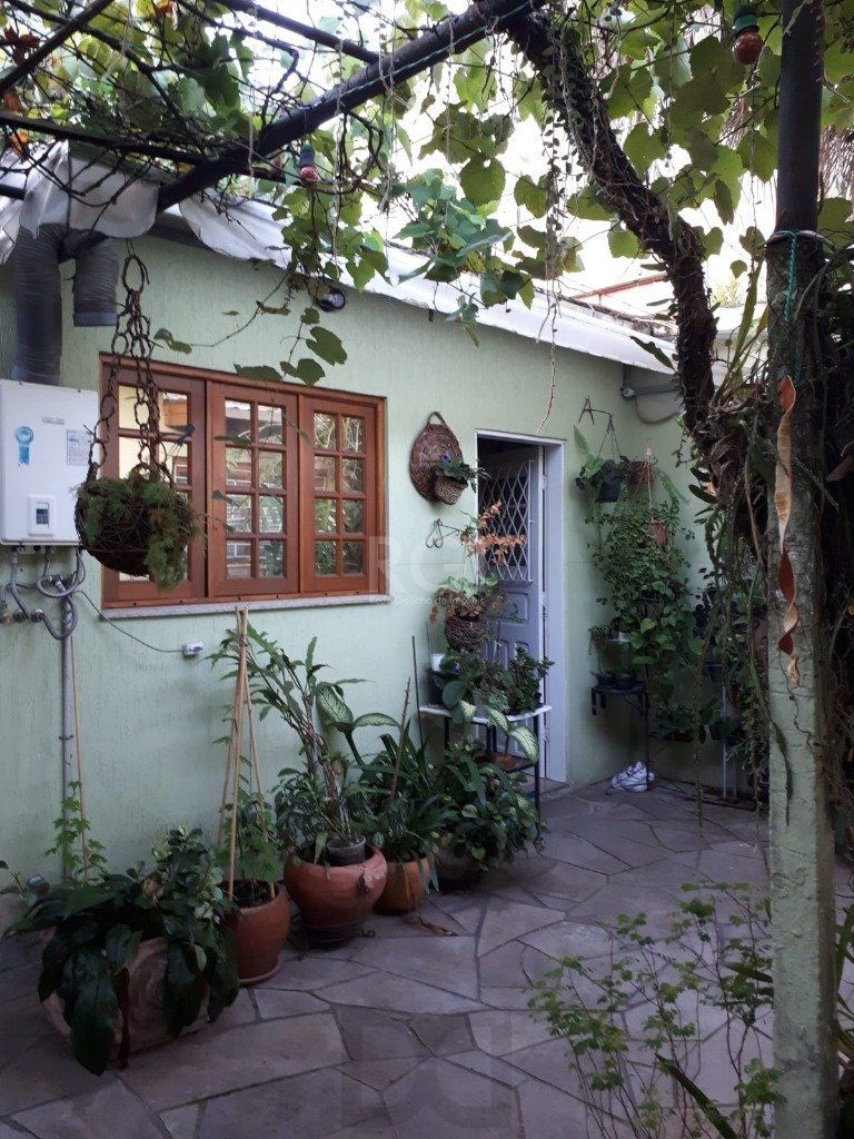 Casa para Venda - 142m², 3 dormitórios, sendo 1 suites, Partenon — foto 20