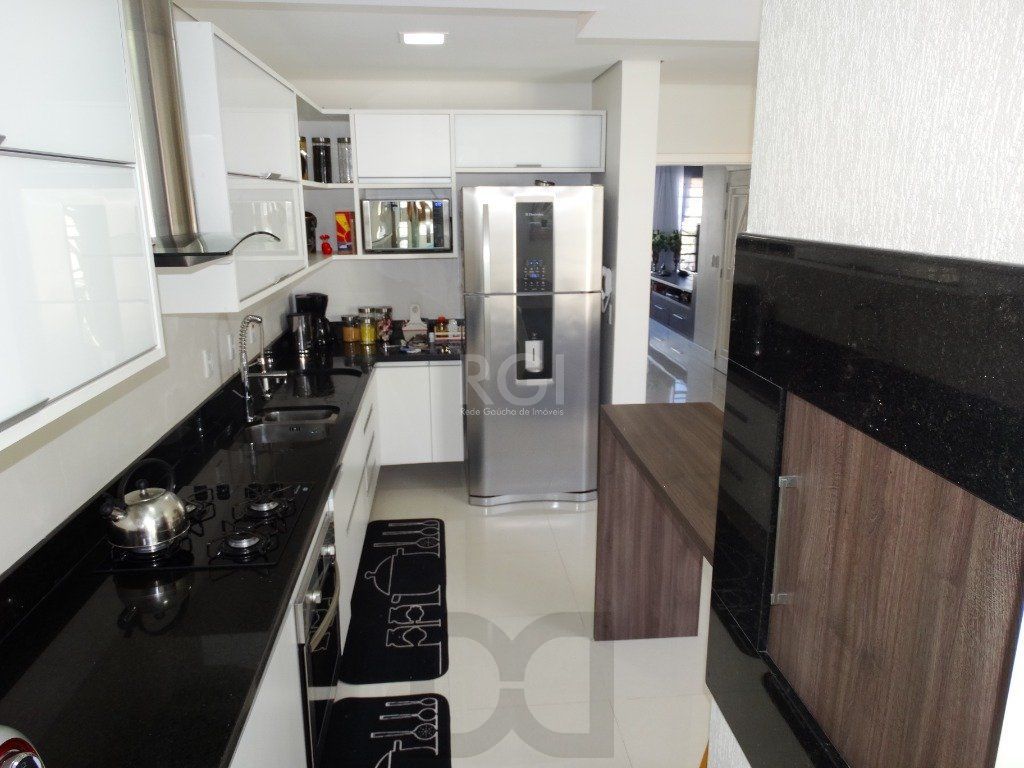 Casa para Venda - 244m², 3 dormitórios, sendo 1 suites, 2 vagas - Santa Tereza — foto 5