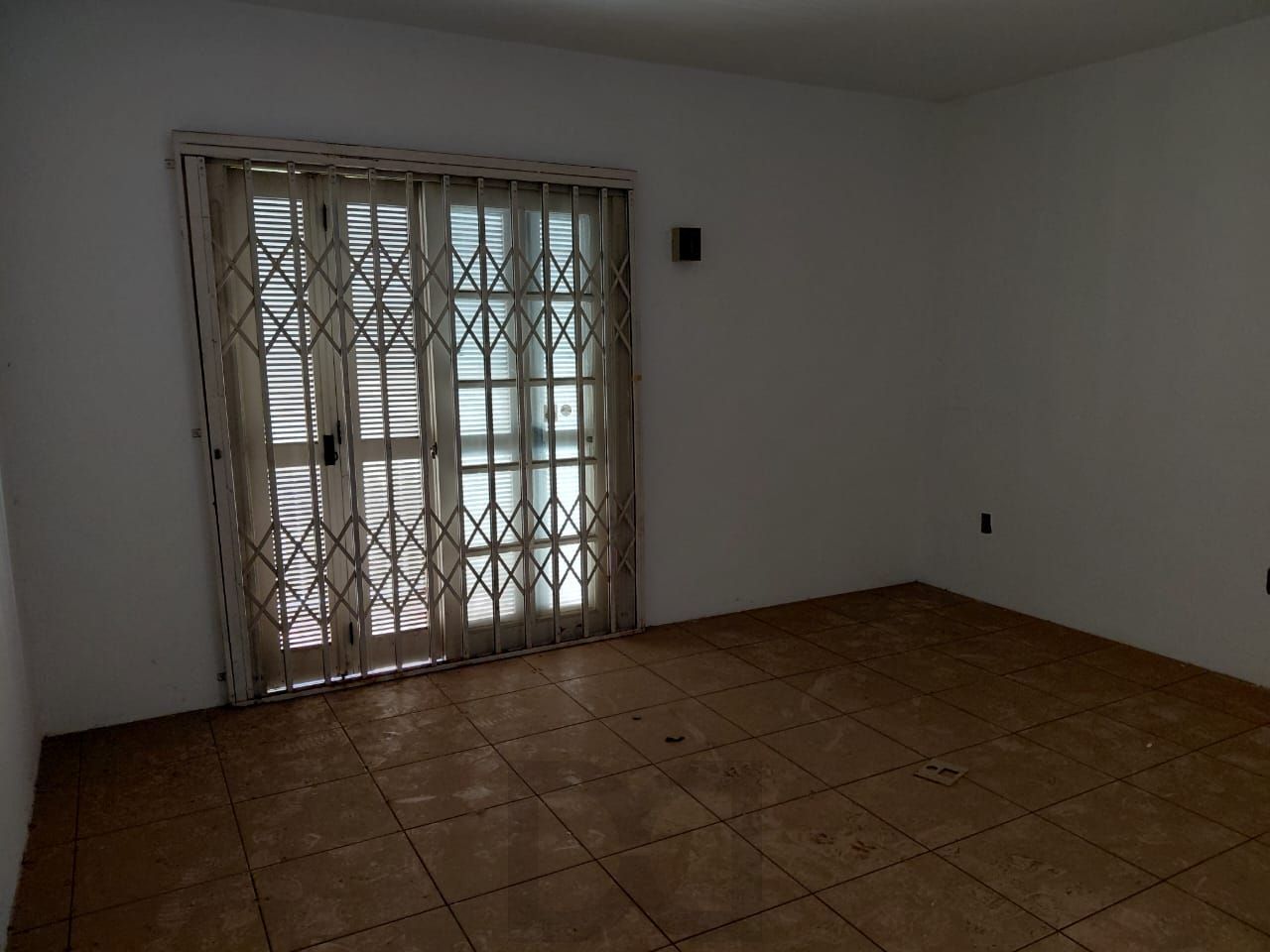 Ampla casa com pátio Bairro Teresópolis — foto 17