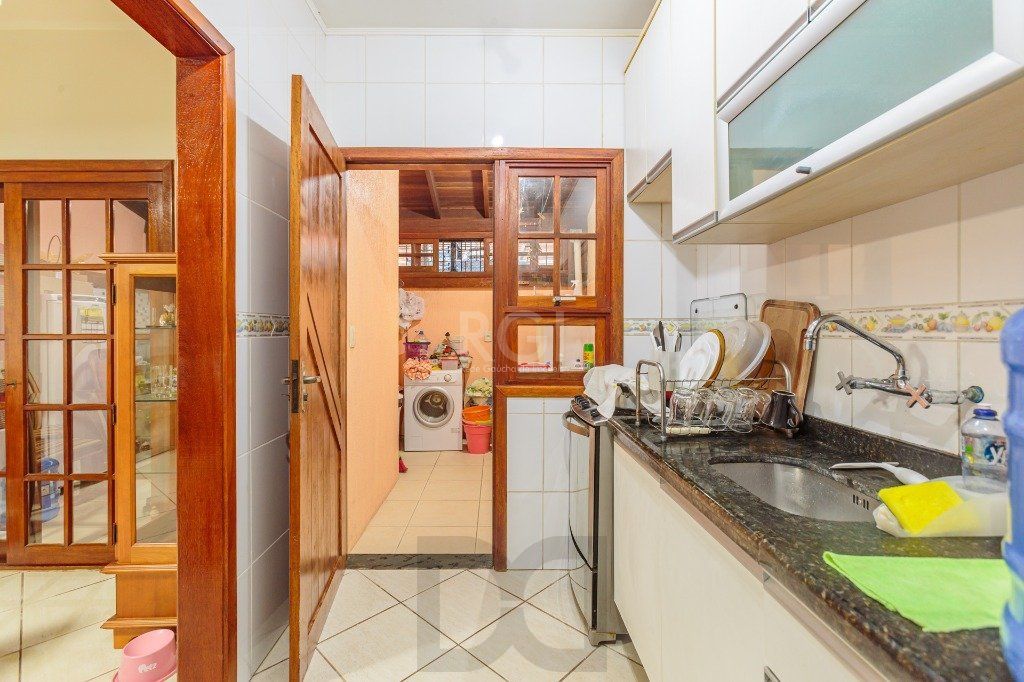 Casa 160m² - 3 dormitórios, 1 suíte, churrasqueira, terraço e 2 vagas de garagem no Guarujá — foto 23