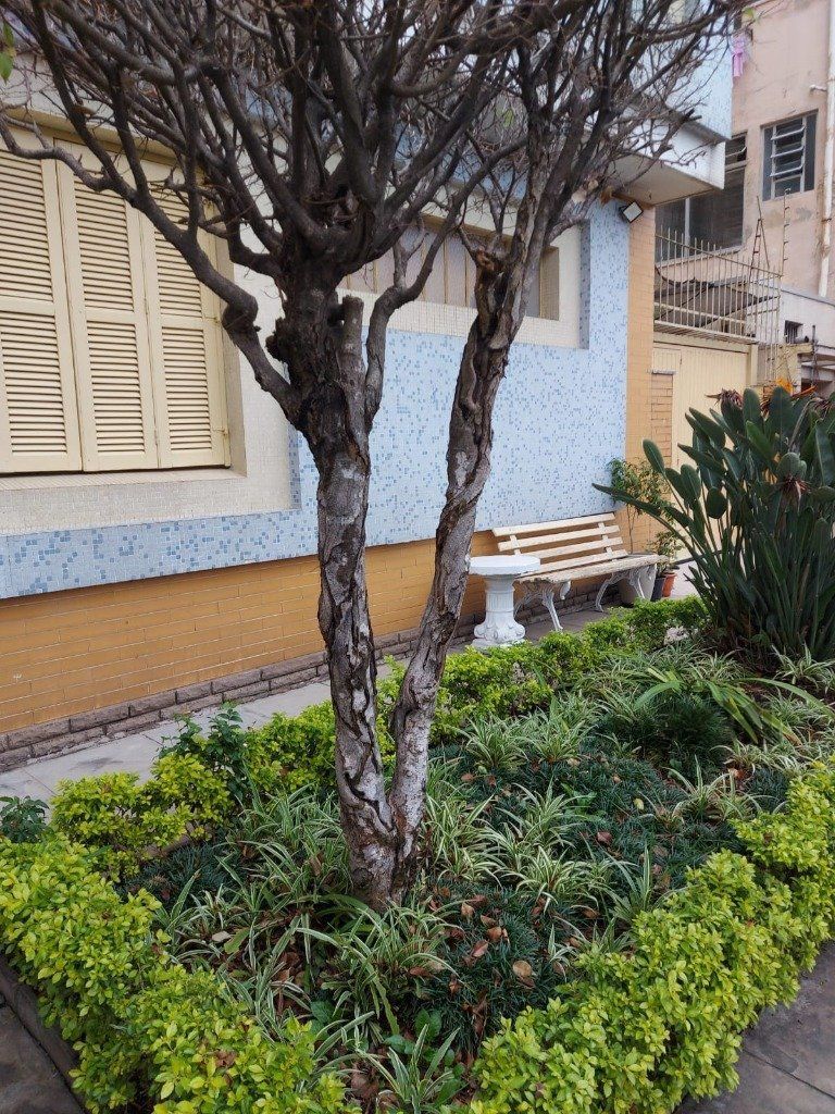 Apartamento 2 dormitórios, próximo da UFRGS, PUC, Ernesto Dorneles e trasporte público. — foto 24