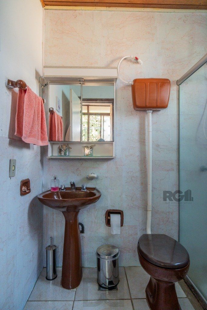 Casa de 2 Dormitório(s) Bairro Nonoai - Porto Alegre — foto 22
