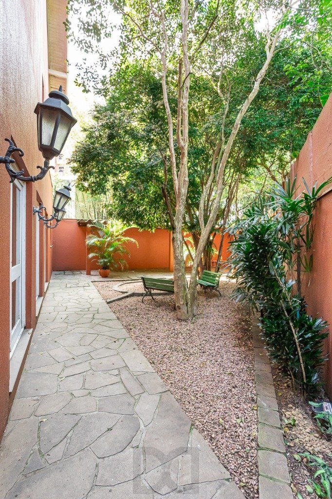 Casa em condomínio de 109m² - 3 dormitórios, 1 suíte e 1 vaga no bairro Teresópolis — foto 37