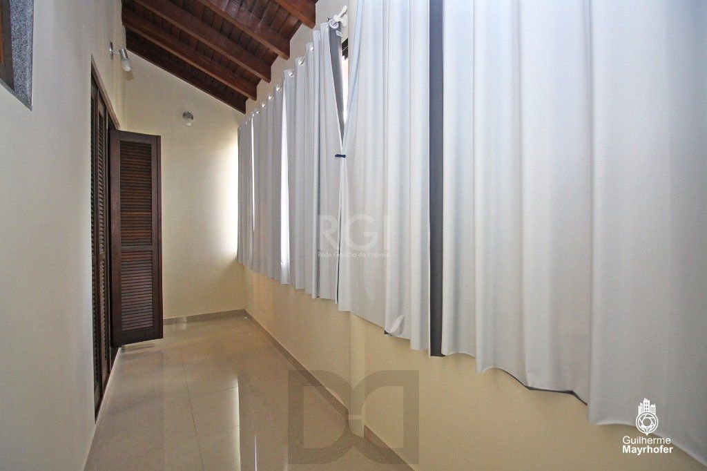 Casa para Venda - 246m², 3 dormitórios, sendo 2 suites, 3 vagas - Vila Ipiranga — foto 15