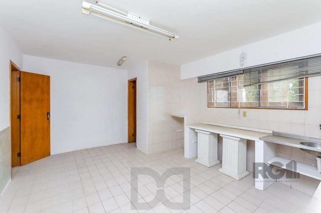 Casa de 3 dormitórios no bairro Vila Jardim — foto 11