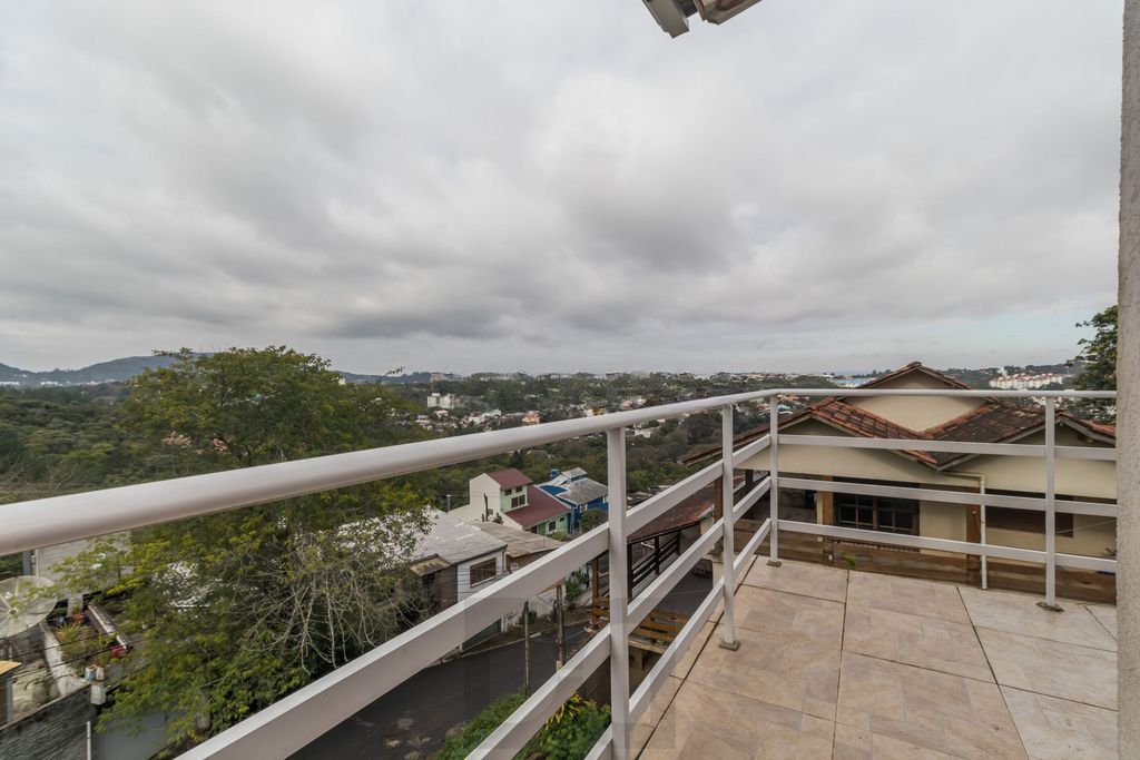 Casa de 6 dormitórios à venda Bairro Vila Nova - Porto Alegre — foto 15