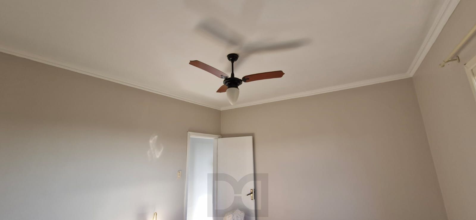 Apartamento de 2 dormitórios reformado no bairro teresopolis — foto 8