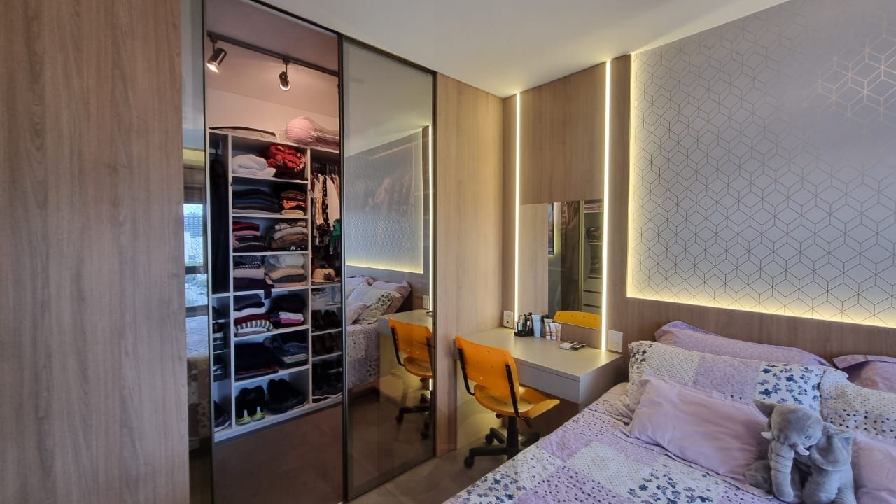 Suíte 03 master closet