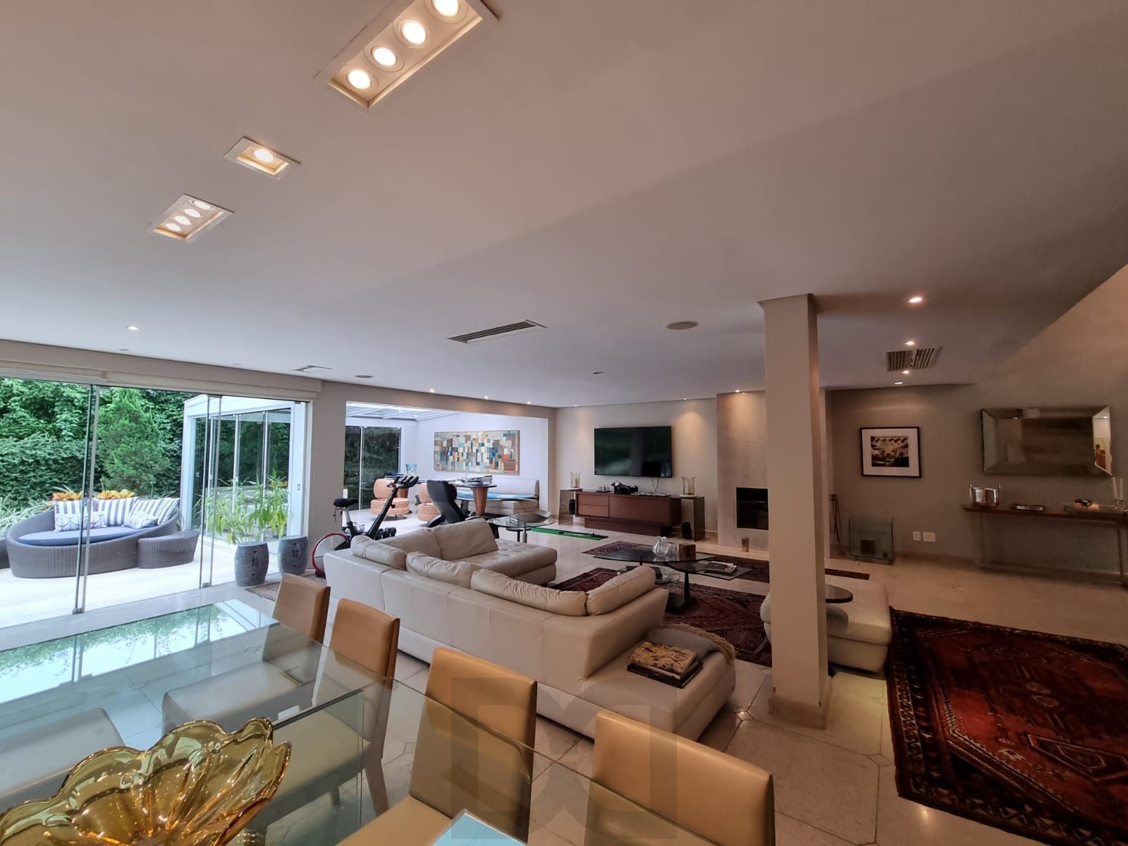 sala