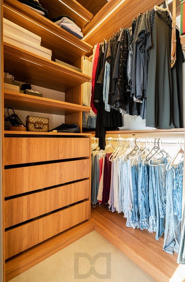 Suíte 1 Closet