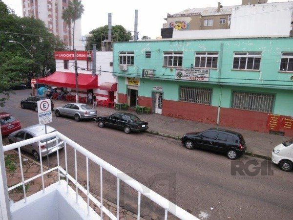Sacada apto 1º andar