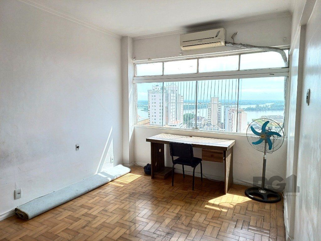 Apartamento - 2 dormitórios — foto 5