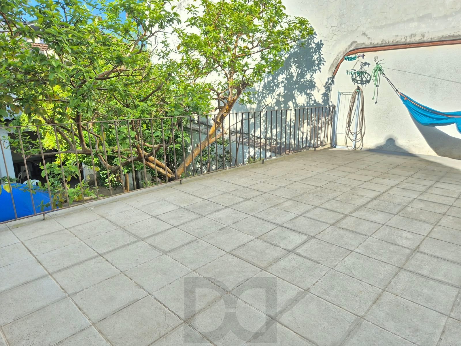Casa com amplo pátio — foto 17