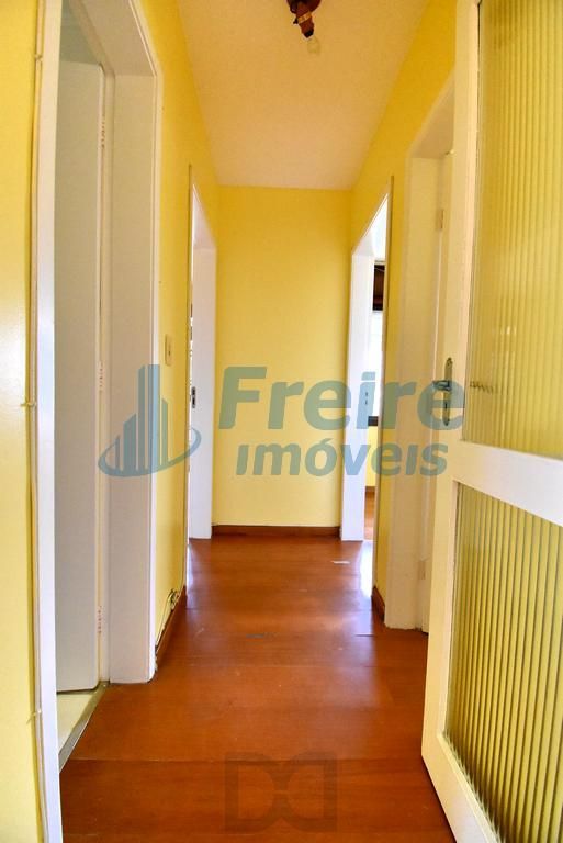 Apartamento 2 dormitórios com garagem - Menino Deus — foto 6