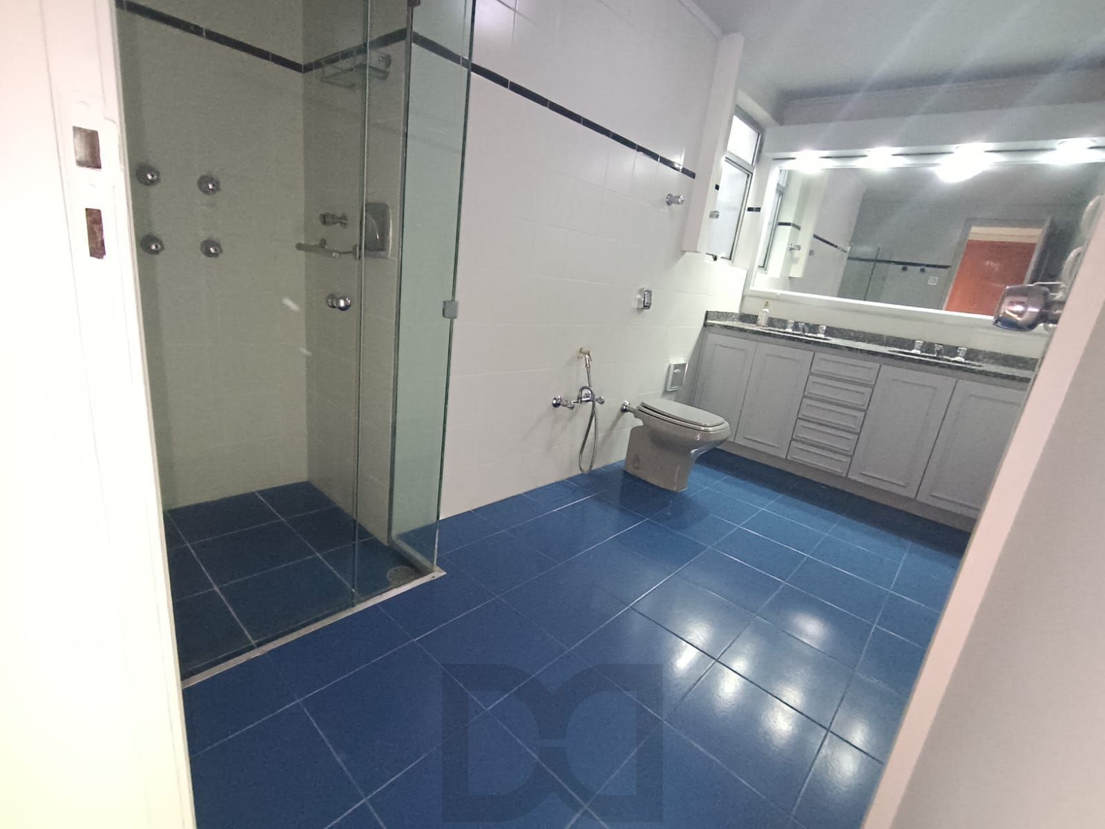 Apartamento 3 dormitórios - 132,00 m² - 1 vaga - MENINO DEUS — foto 19