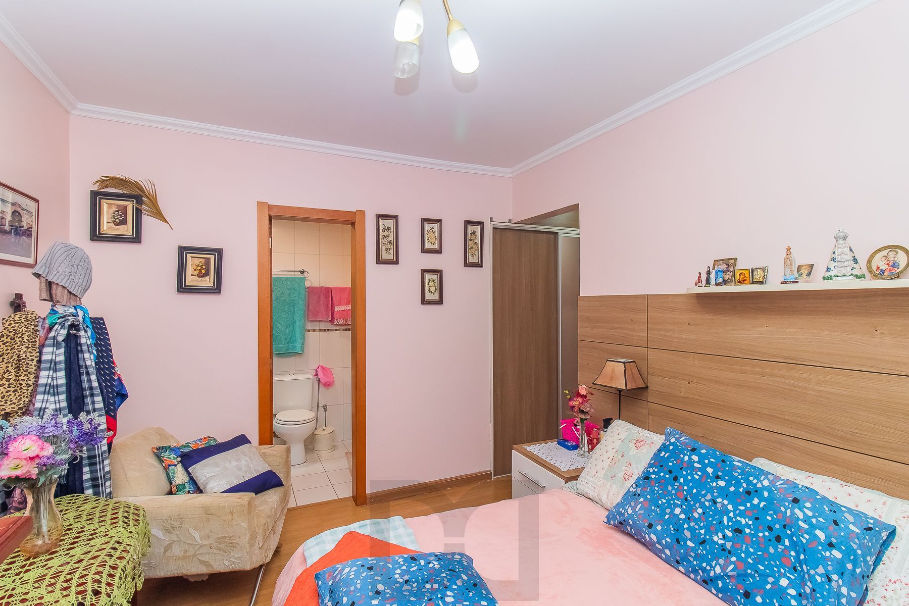 LINDO APARTAMENTO NO MENINO DEUS com 117 M PRIVATIVOS, 3 DORITÓRIOS COM SUÍTES E VAGA DUPLA — foto 11