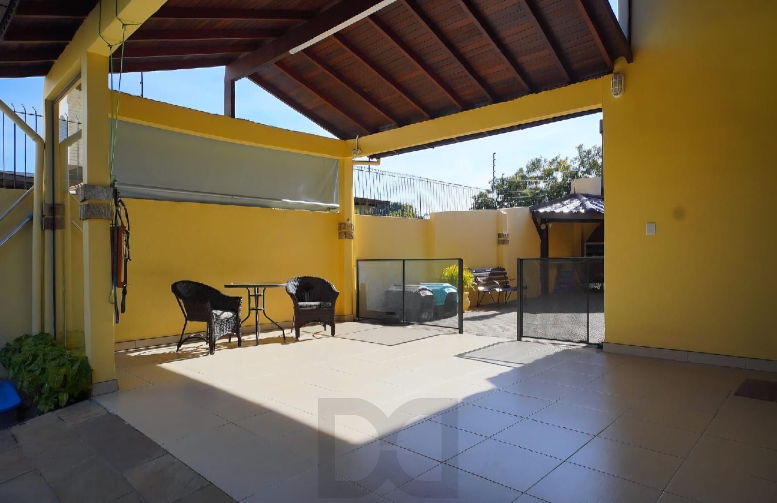 Casa com Piscina - no Partenon — foto 4