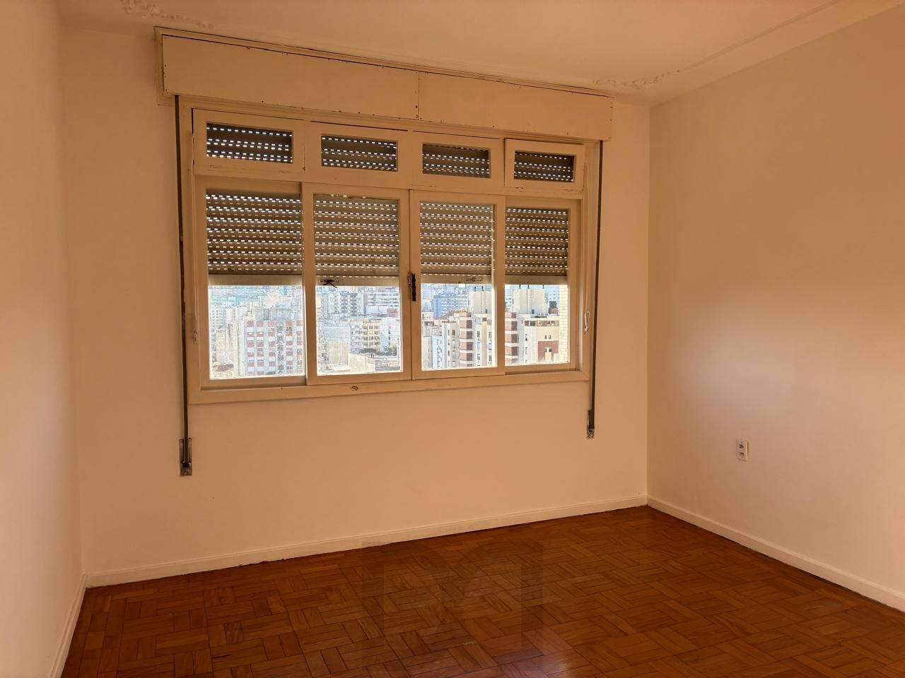 AMPLO APARTAMENTO DE 3 DORMITÓRIOS NA CIDADE BAIXA — foto 5