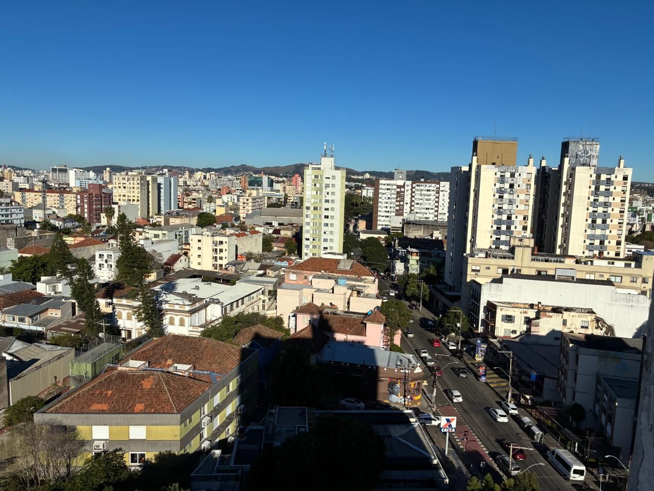 AMPLO APARTAMENTO DE 3 DORMITÓRIOS NA CIDADE BAIXA — foto 1