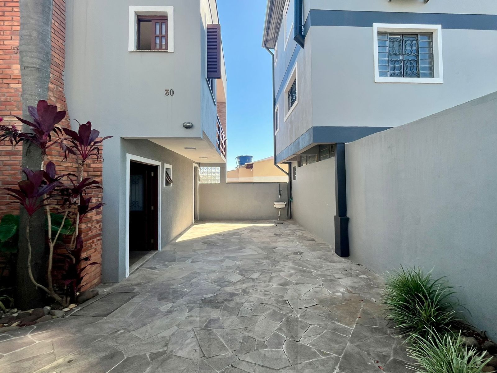 2 Casas independentes em terreno de 480m. — foto 47