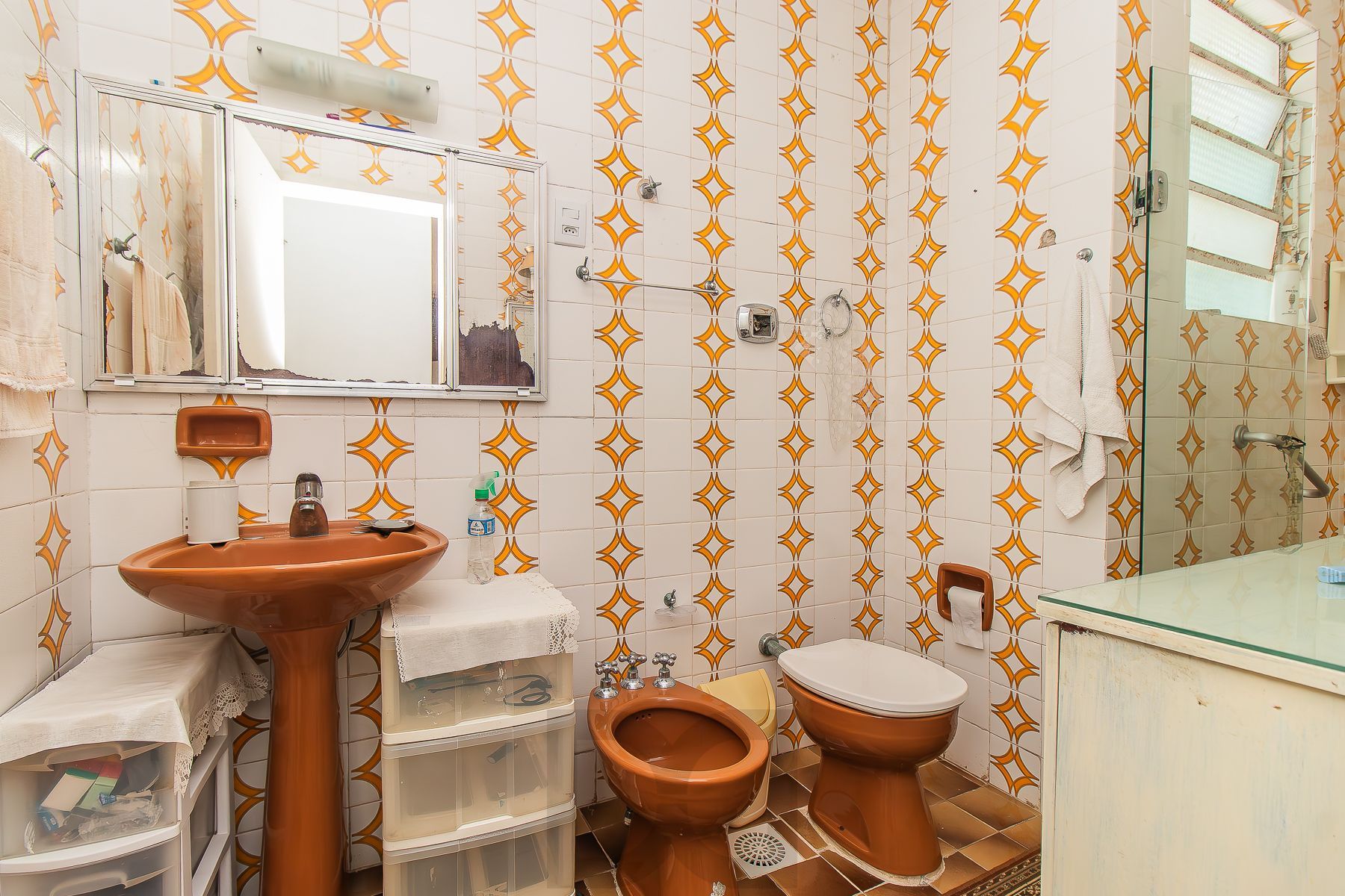 3 Dormitórios, com lareira, churrasqueira e piscina — foto 7