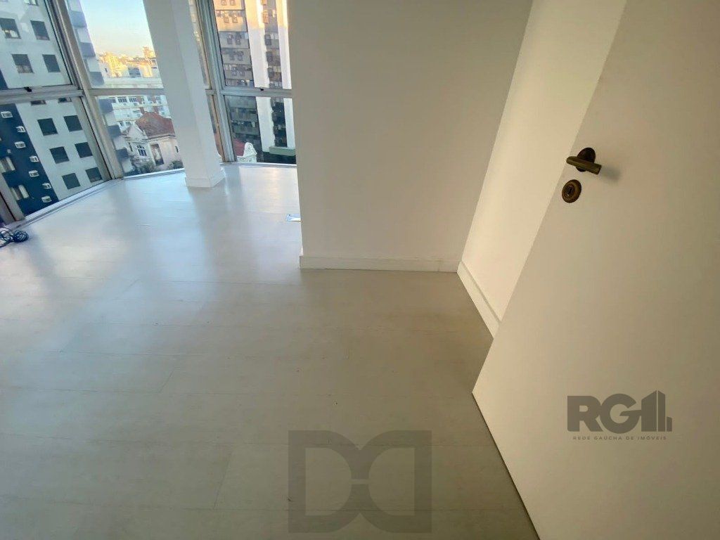 EXCELENTE SALA COMERCIAL, MOINHOS DE VENTO — foto 2