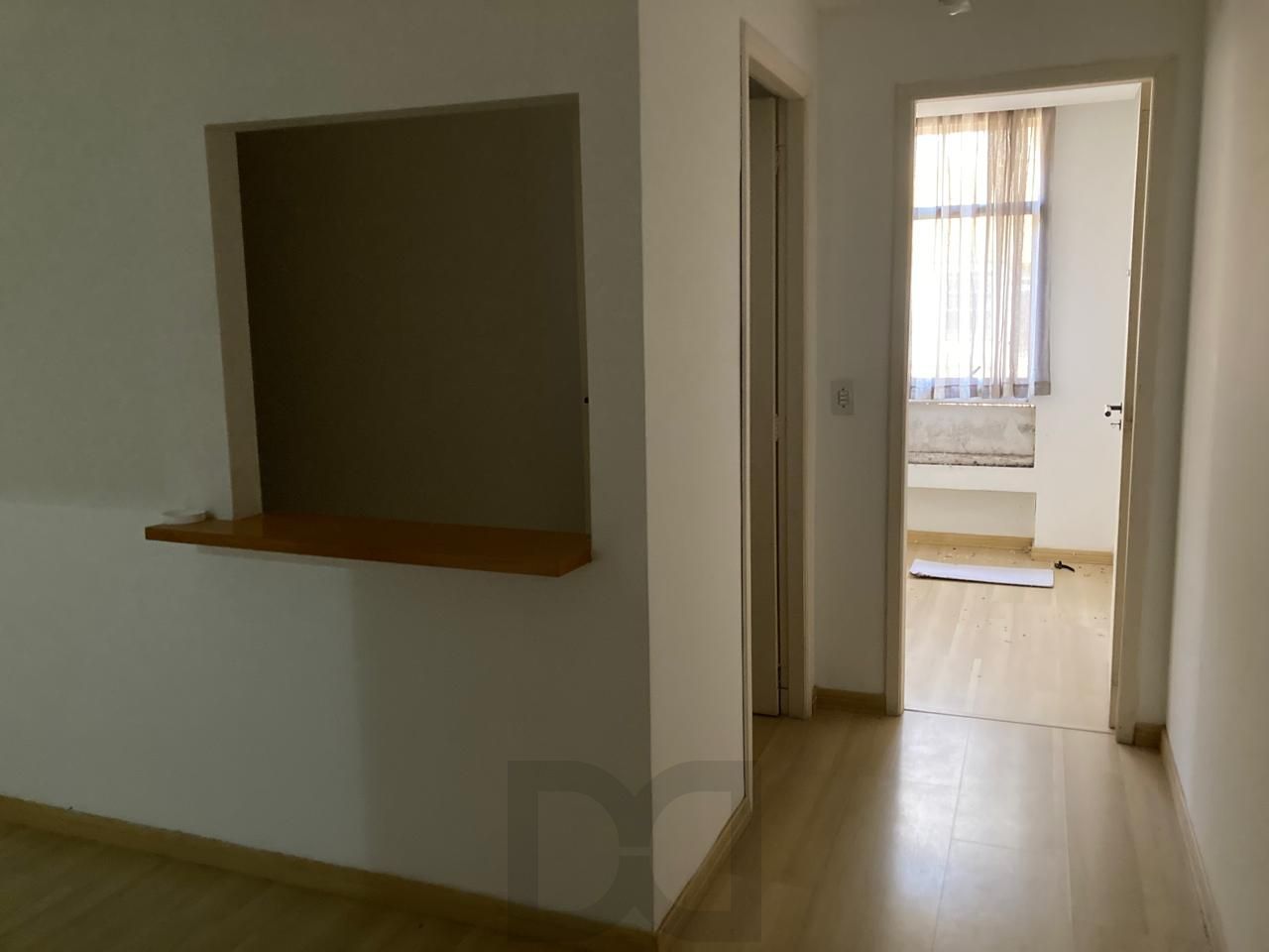 ÓTIMA SALA COM 37 METROS PRIVATIVOS E BOX ESCRITURADO — foto 4