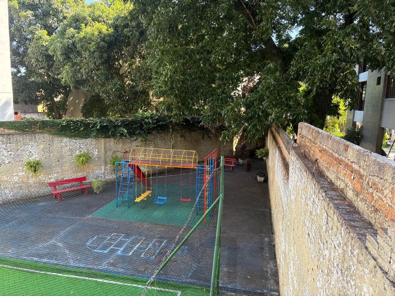 ÓTIMO APARTAMENTO 2 DORMITÓRIOS COM VAGA ESCRITURADA NO MENINO DEUS — foto 45