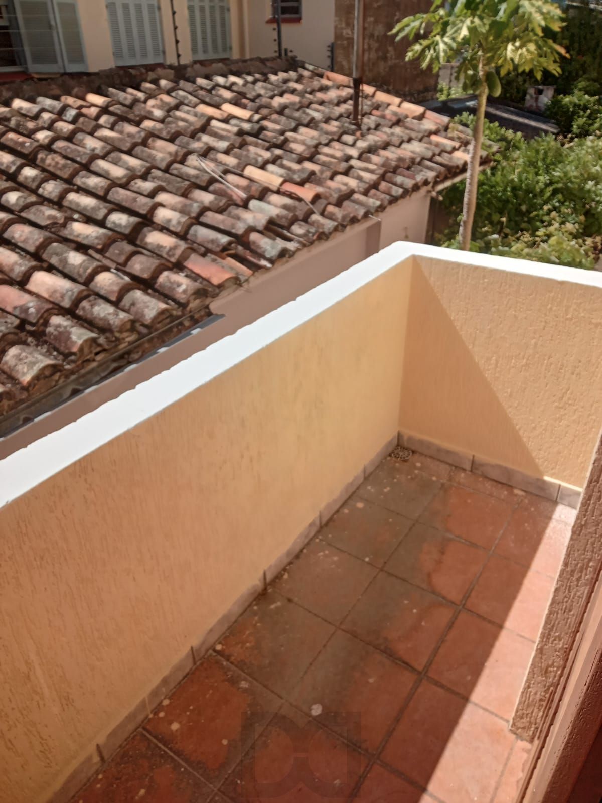 Ótima Casa com 4 Dormitórios no Bairro Cidade Baixa — foto 3